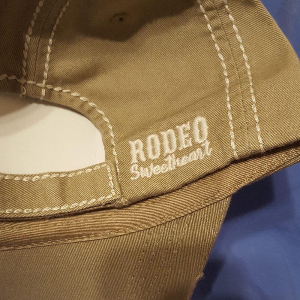 New Rodeo Sweetheart Hat/Cap - Picture 3 of 4